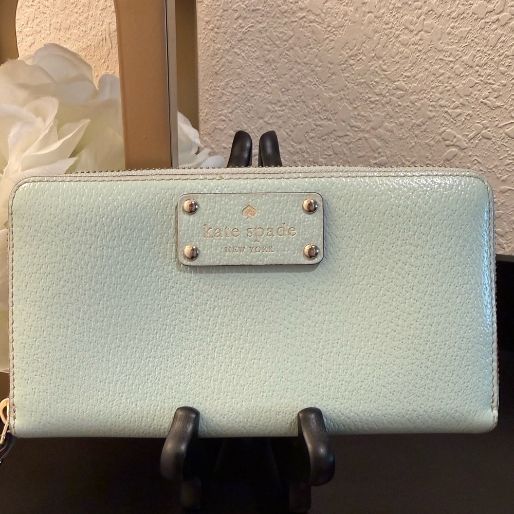 kate spade ♠️  Wellesley Neda Mint Green Pebbled Leather Zip-Around Wallet